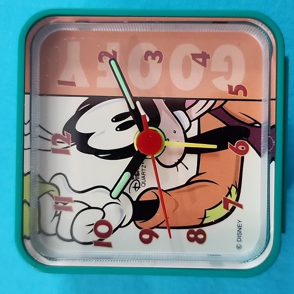 NWT Rare Disney Goofy Travel Alarm Clock - Picture 3 of 6
